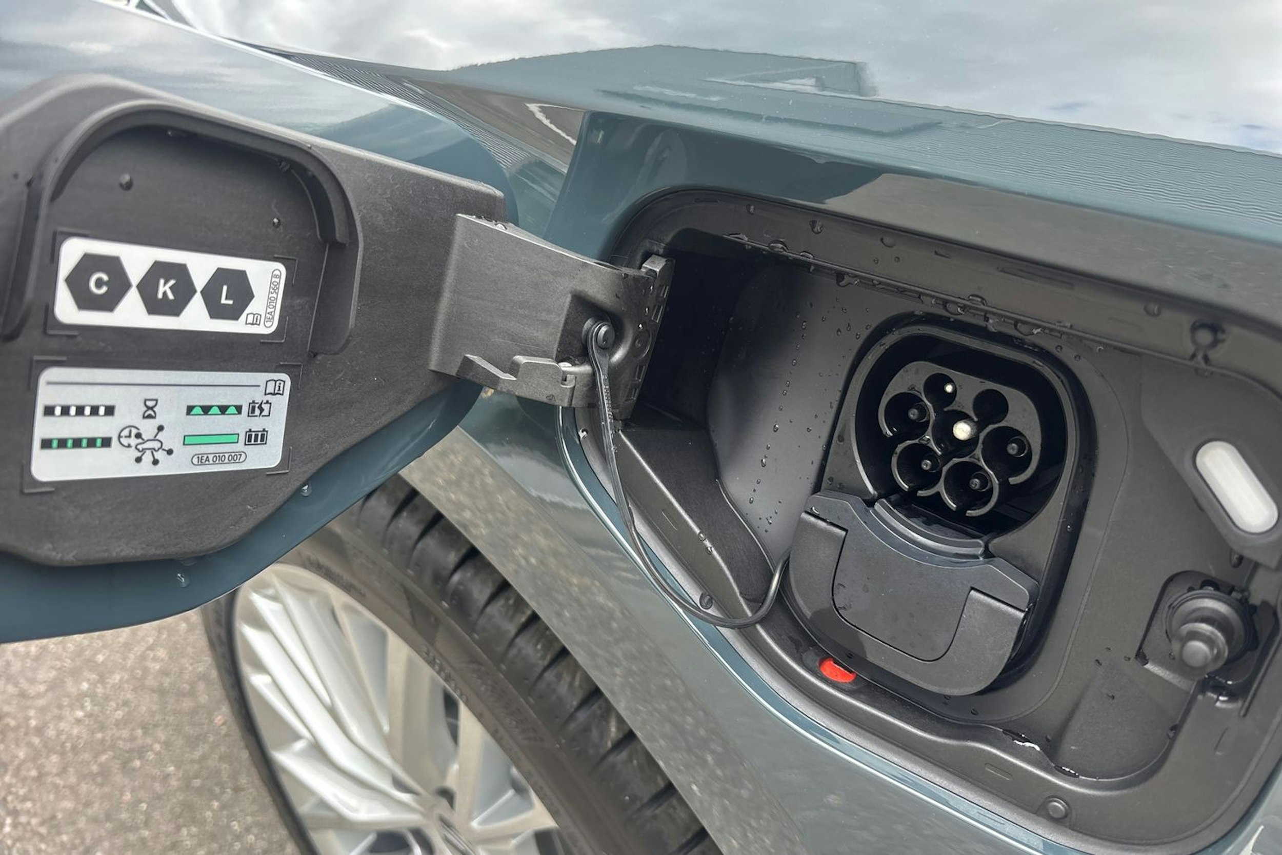 sininen SEAT Leon Sportstourer 2026 kuva 13.