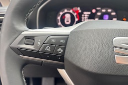 sininen SEAT Leon Sportstourer 2026 kuva 21.