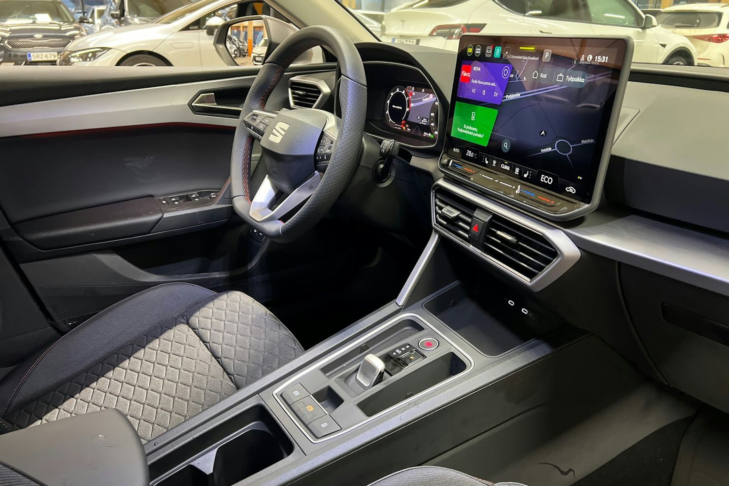 met. musta SEAT Leon Sportstourer 2026 kuva 15.