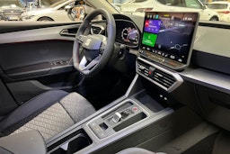 met. musta SEAT Leon Sportstourer 2026 kuva 15.