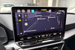 met. punainen SEAT Leon Sportstourer 2026 kuva 17.