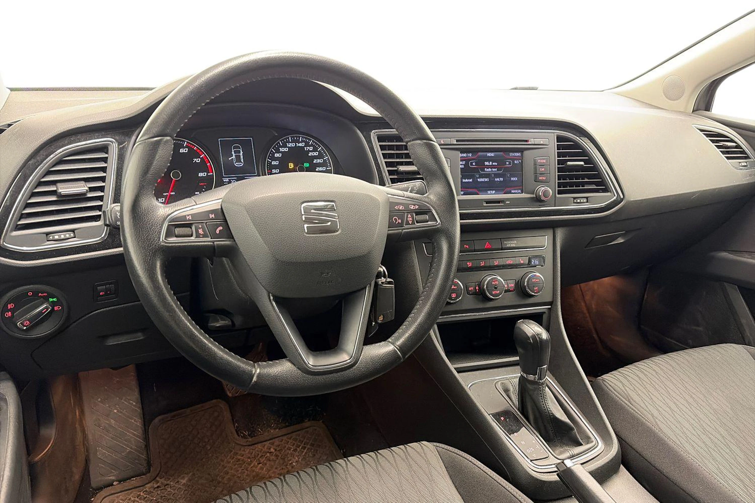 Harmaa SEAT LEON ST 2014 kuva 6.