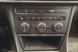 Harmaa SEAT LEON ST 2014 kuva 19.