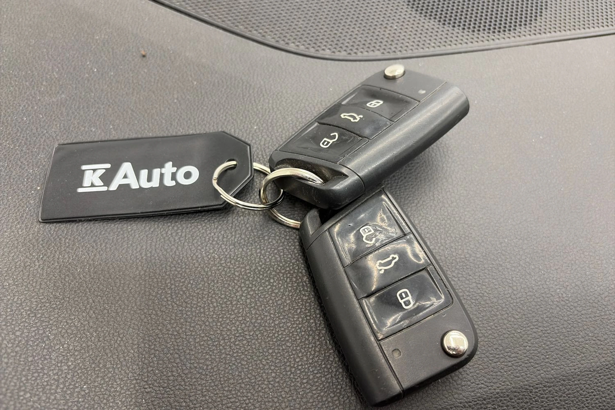 Harmaa SEAT LEON ST 2014 kuva 22.