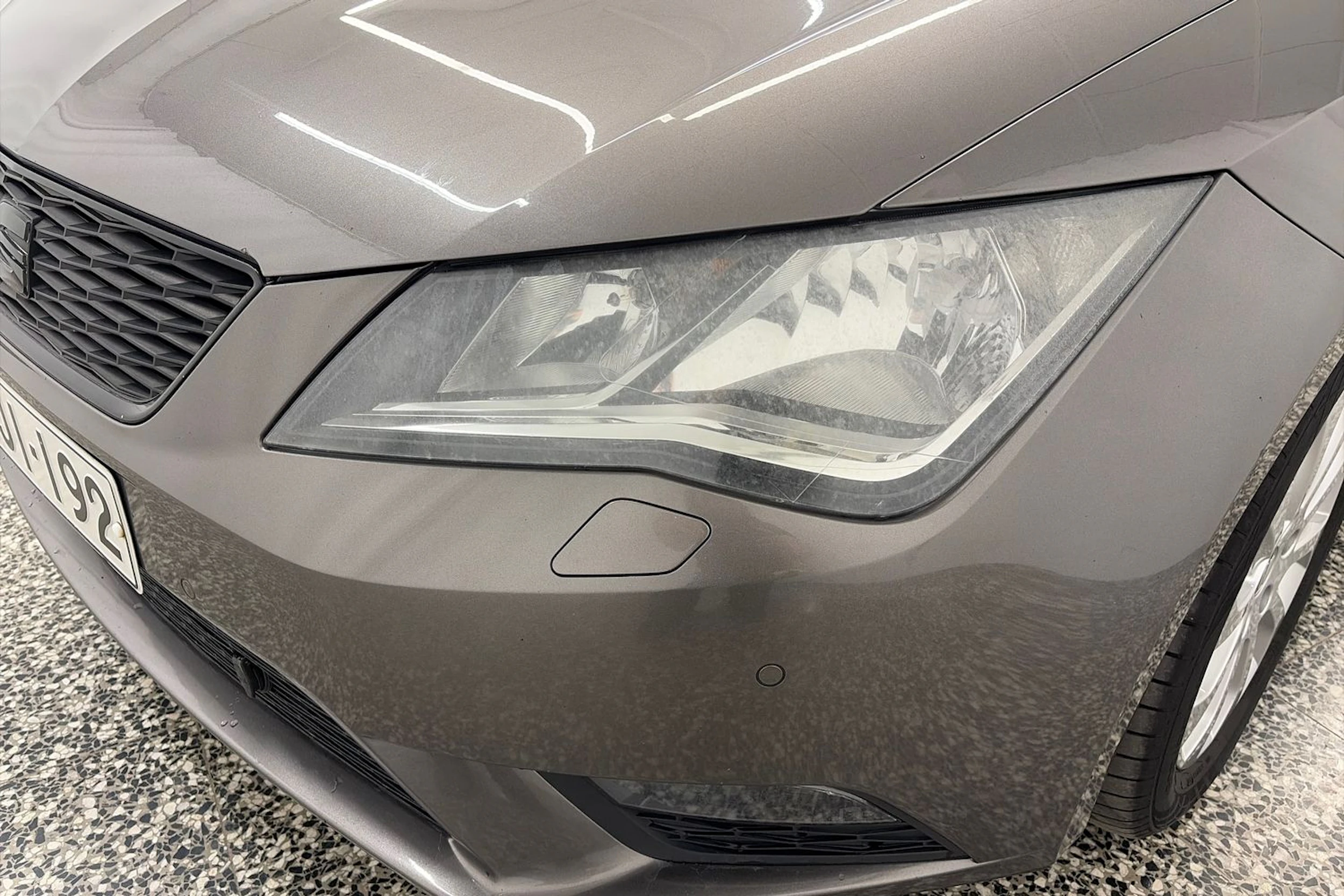 Harmaa SEAT LEON ST 2014 kuva 25.