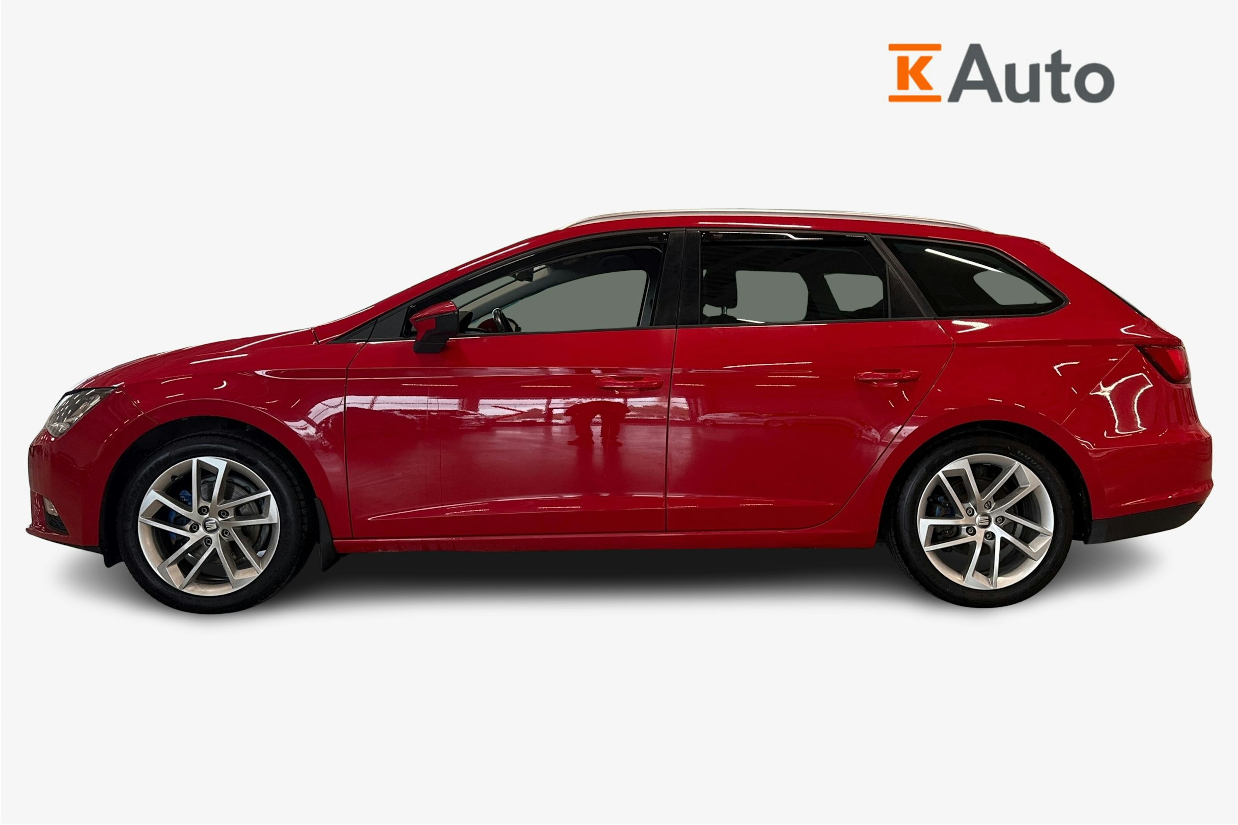 punainen SEAT Leon ST 2014 kuva 6.