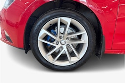 punainen SEAT Leon ST 2014 kuva 11.