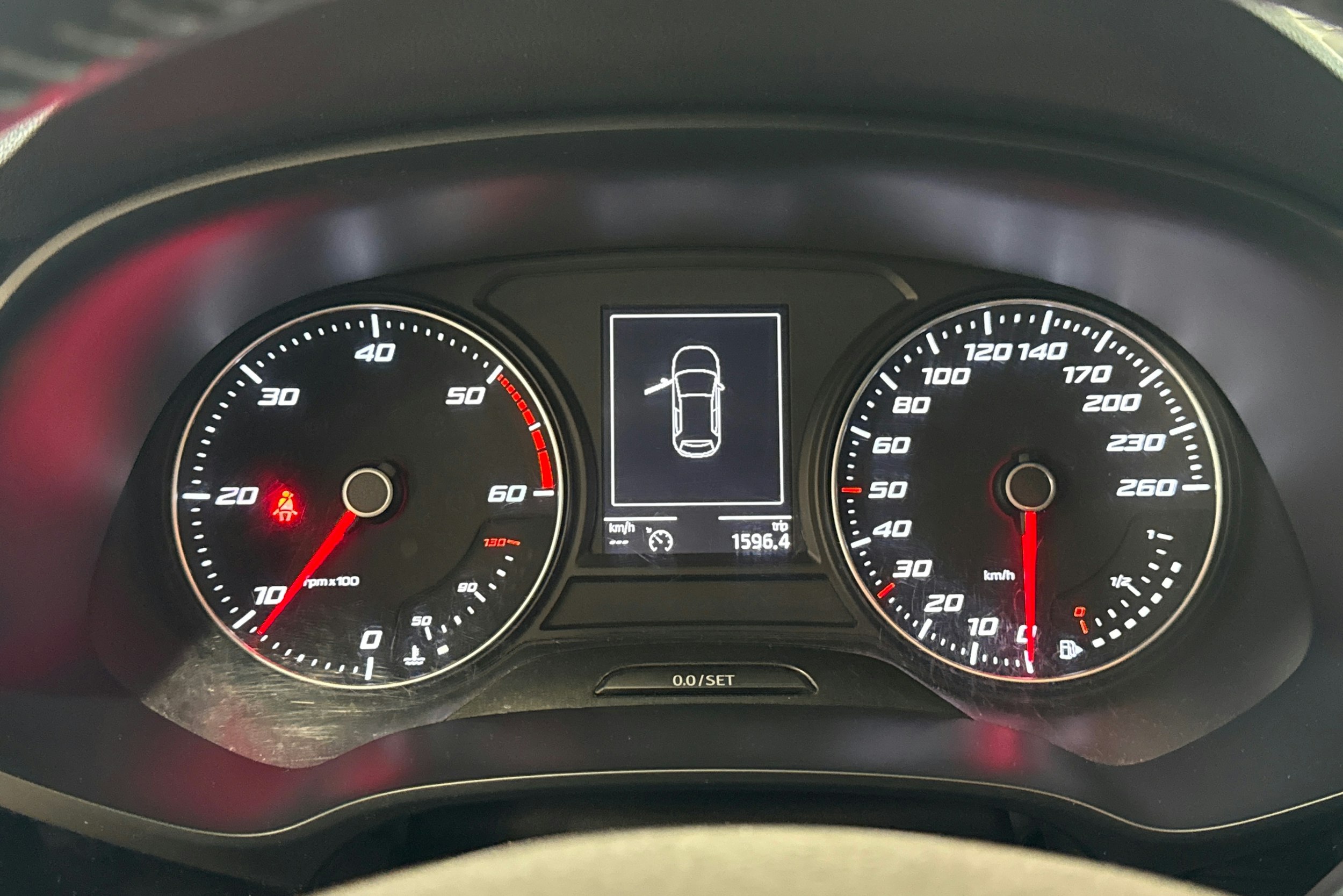 punainen SEAT Leon ST 2014 kuva 17.