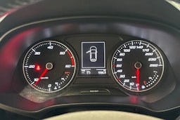 punainen SEAT Leon ST 2014 kuva 17.