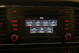 valkoinen SEAT Leon ST 2014 kuva 16.