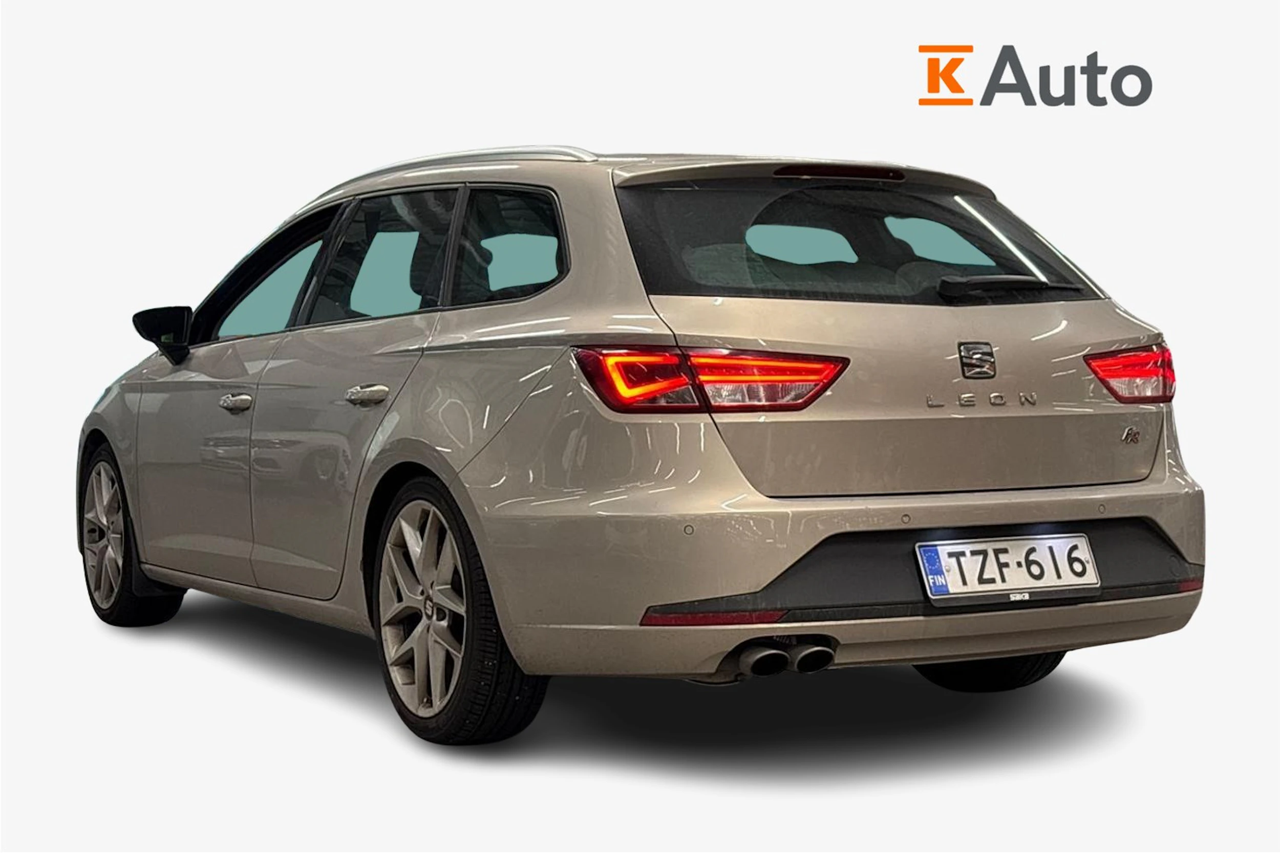 ruskea (beige) SEAT Leon ST 2014 kuva 2.