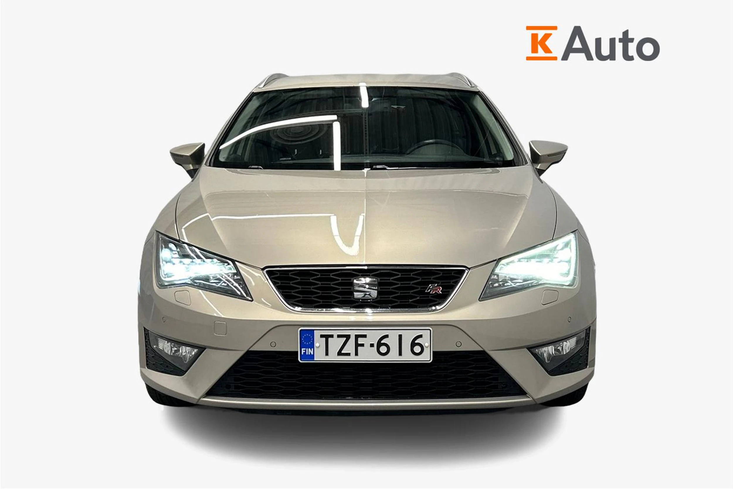 ruskea (beige) SEAT Leon ST 2014 kuva 4.