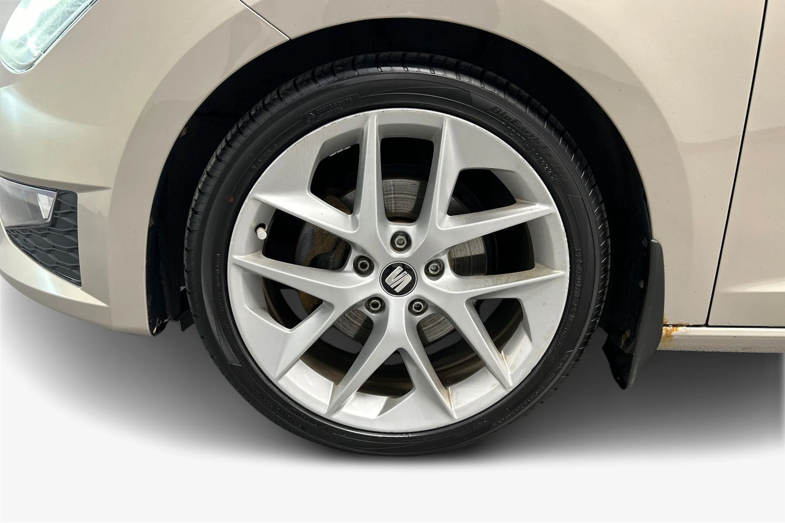 ruskea (beige) SEAT Leon ST 2014 kuva 9.