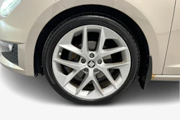 ruskea (beige) SEAT Leon ST 2014 kuva 9.