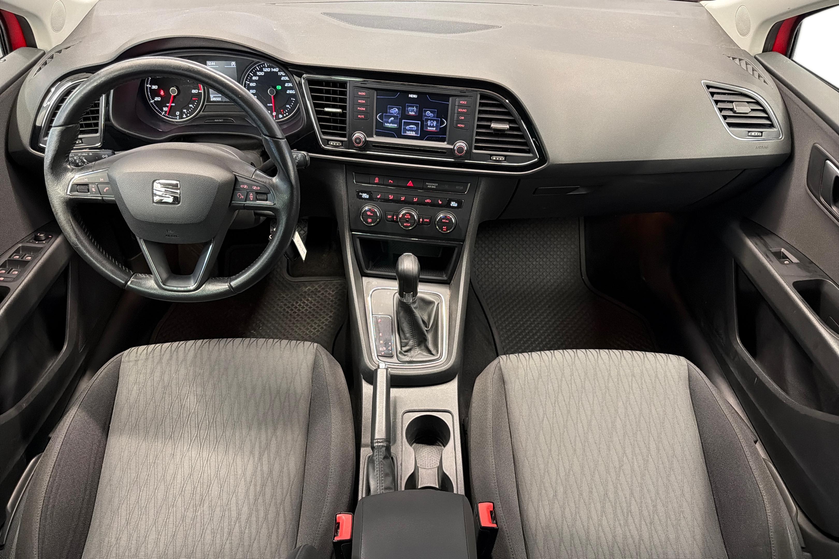 Seat Leon ST 1,2 TSI 105 Style DSG 2014, photo 7/27
