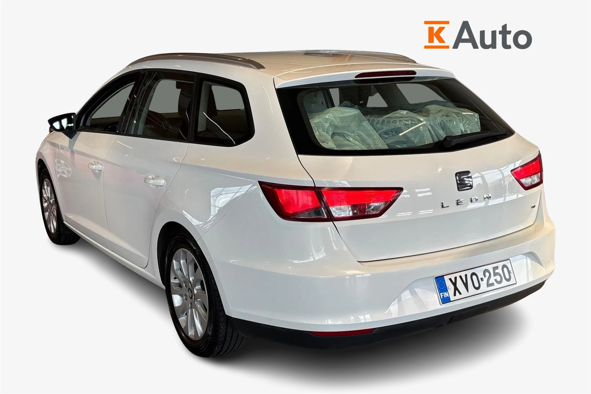 Valkoinen SEAT LEON ST 2014 kuva 3.