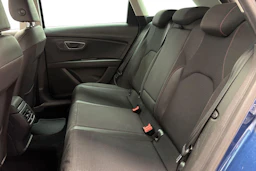sininen SEAT Leon ST 2015 kuva 8.