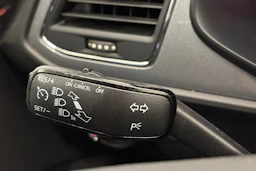 sininen SEAT Leon ST 2015 kuva 15.