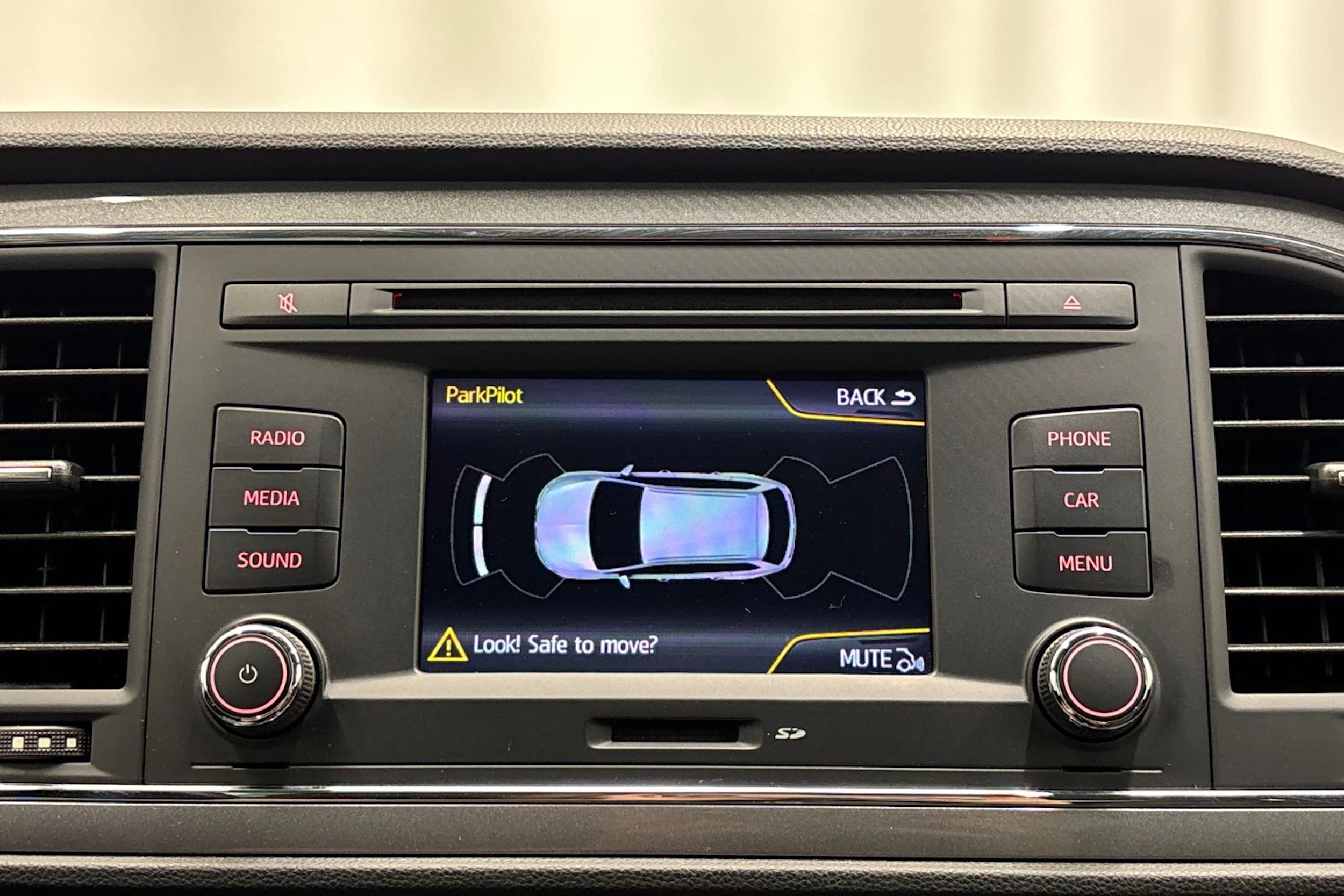 sininen SEAT Leon ST 2015 kuva 17.