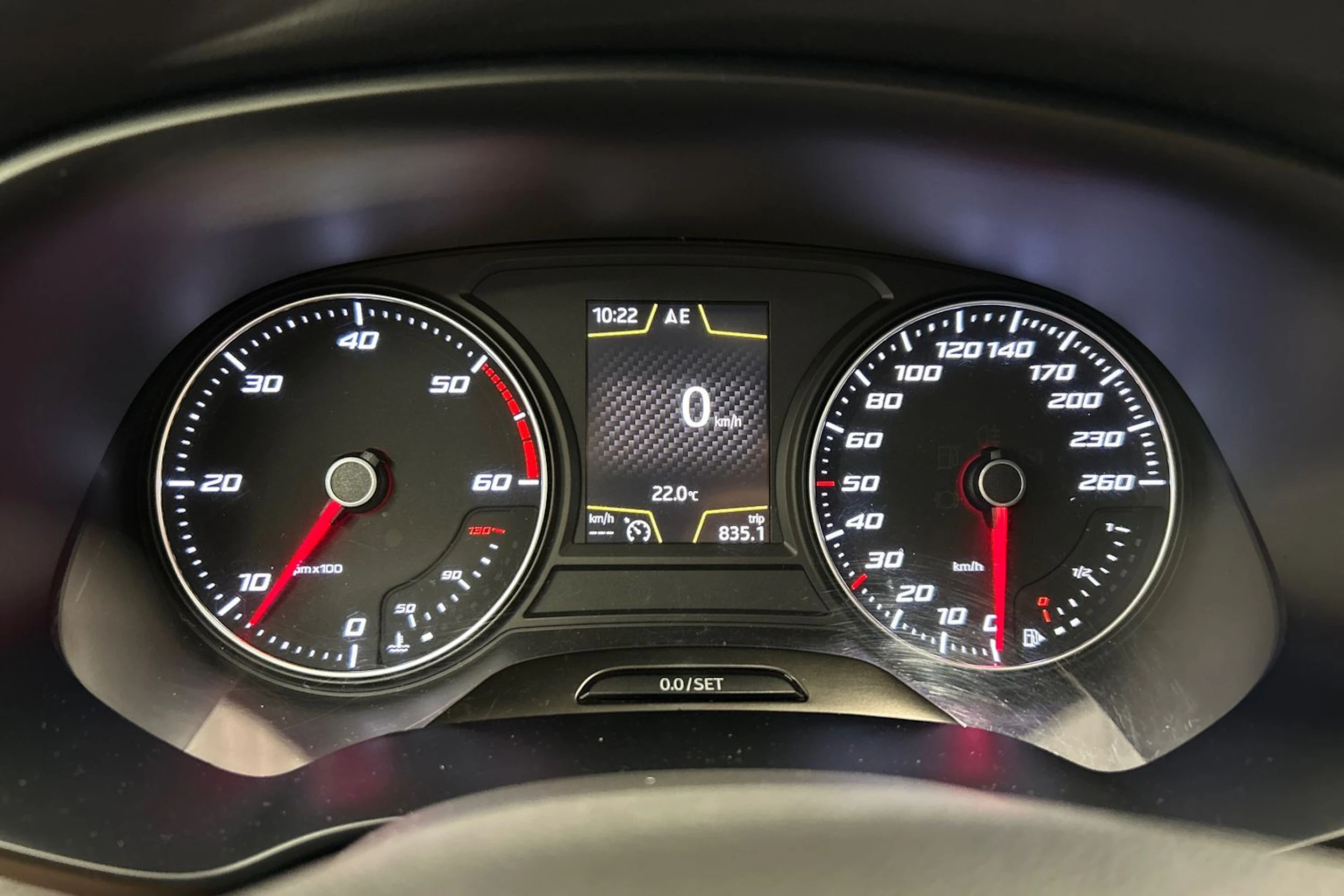 valkoinen SEAT Leon ST 2015 kuva 15.