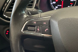 punainen SEAT Leon ST 2015 kuva 15.