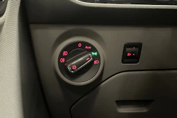punainen SEAT Leon ST 2015 kuva 24.