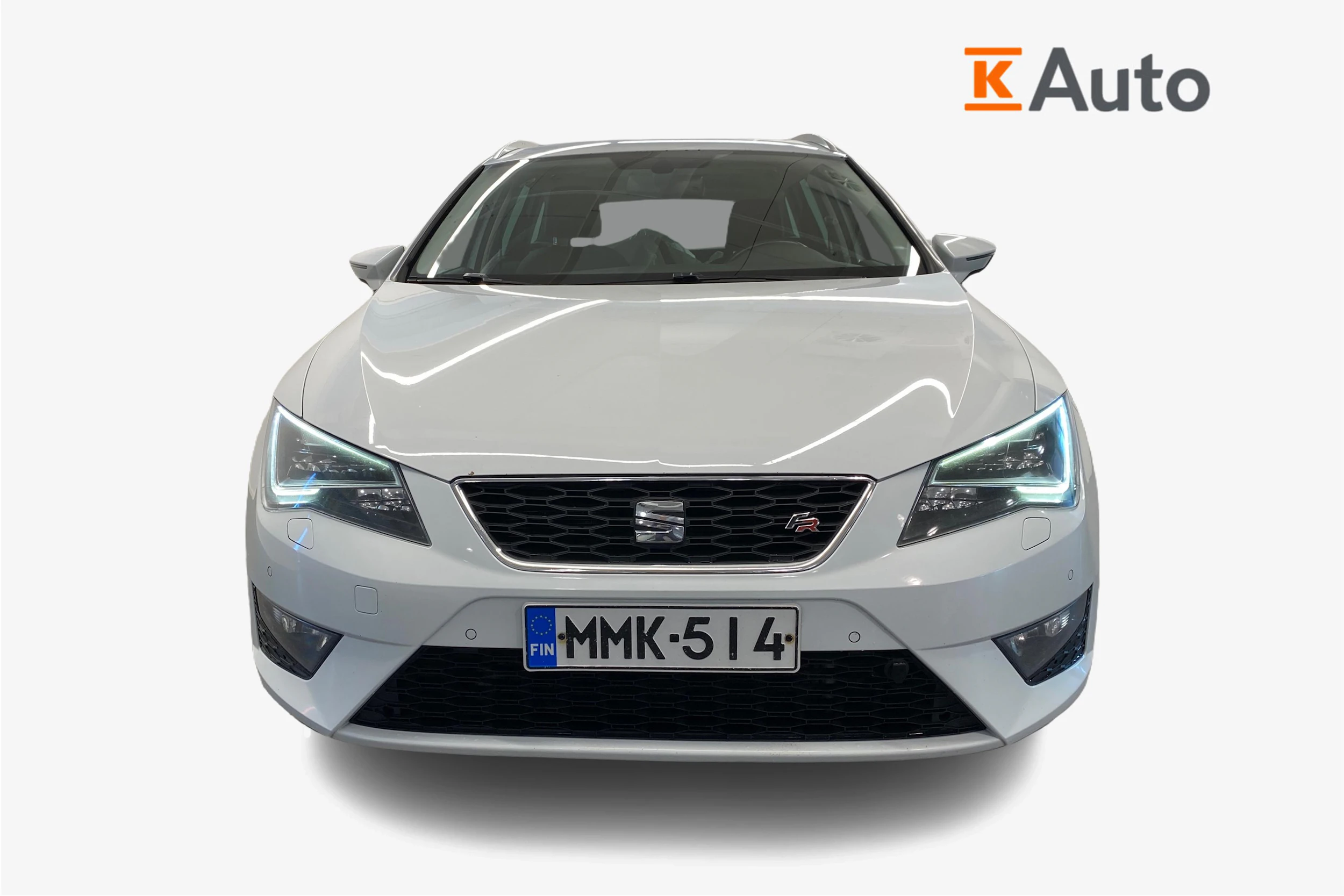 Valkoinen SEAT LEON ST 2015 kuva 4.