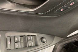 Valkoinen SEAT LEON ST 2015 kuva 14.