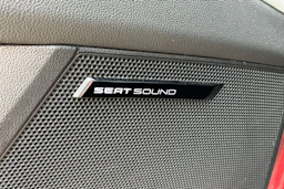 punainen SEAT Leon ST 2016 kuva 7.