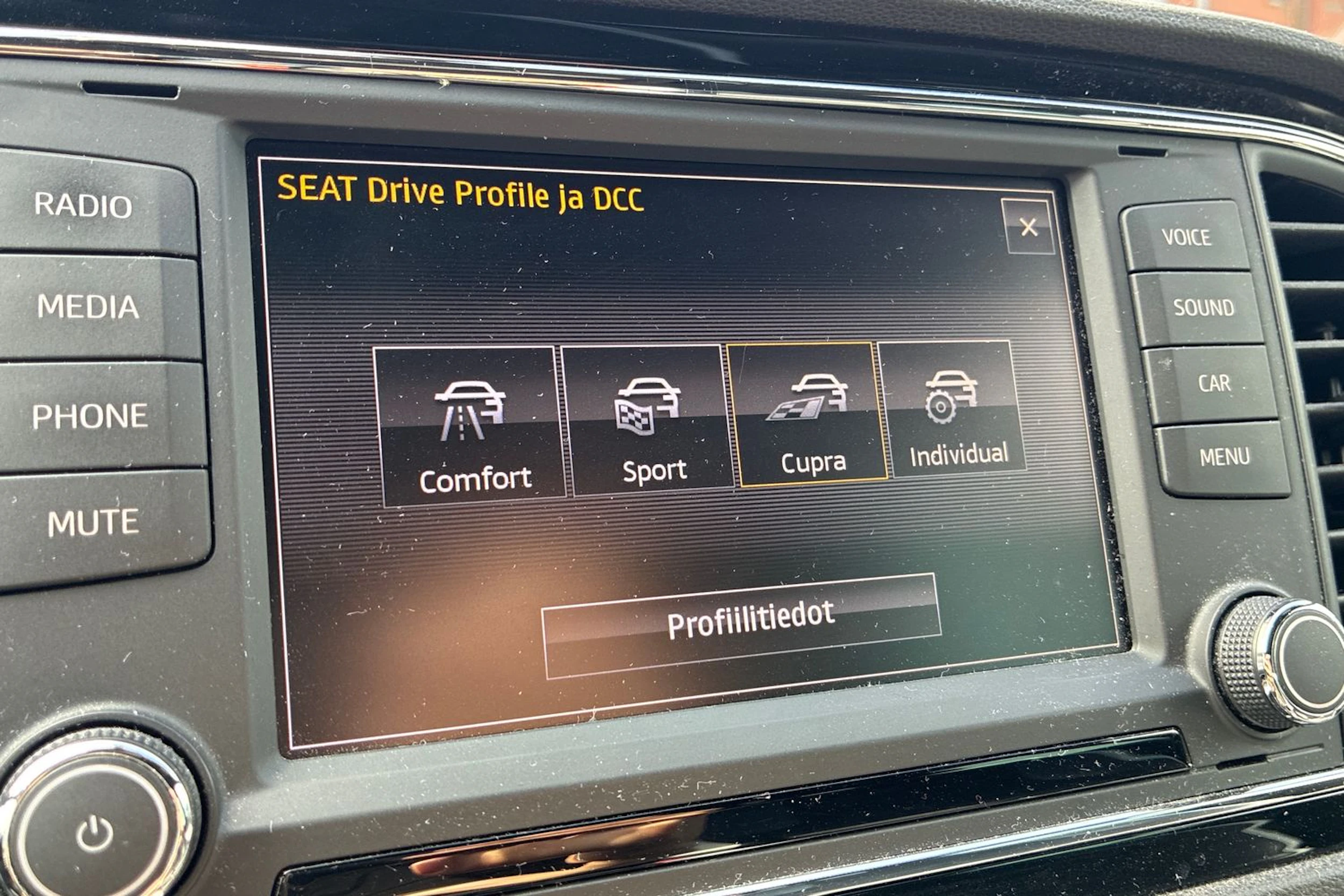 punainen SEAT Leon ST 2016 kuva 9.