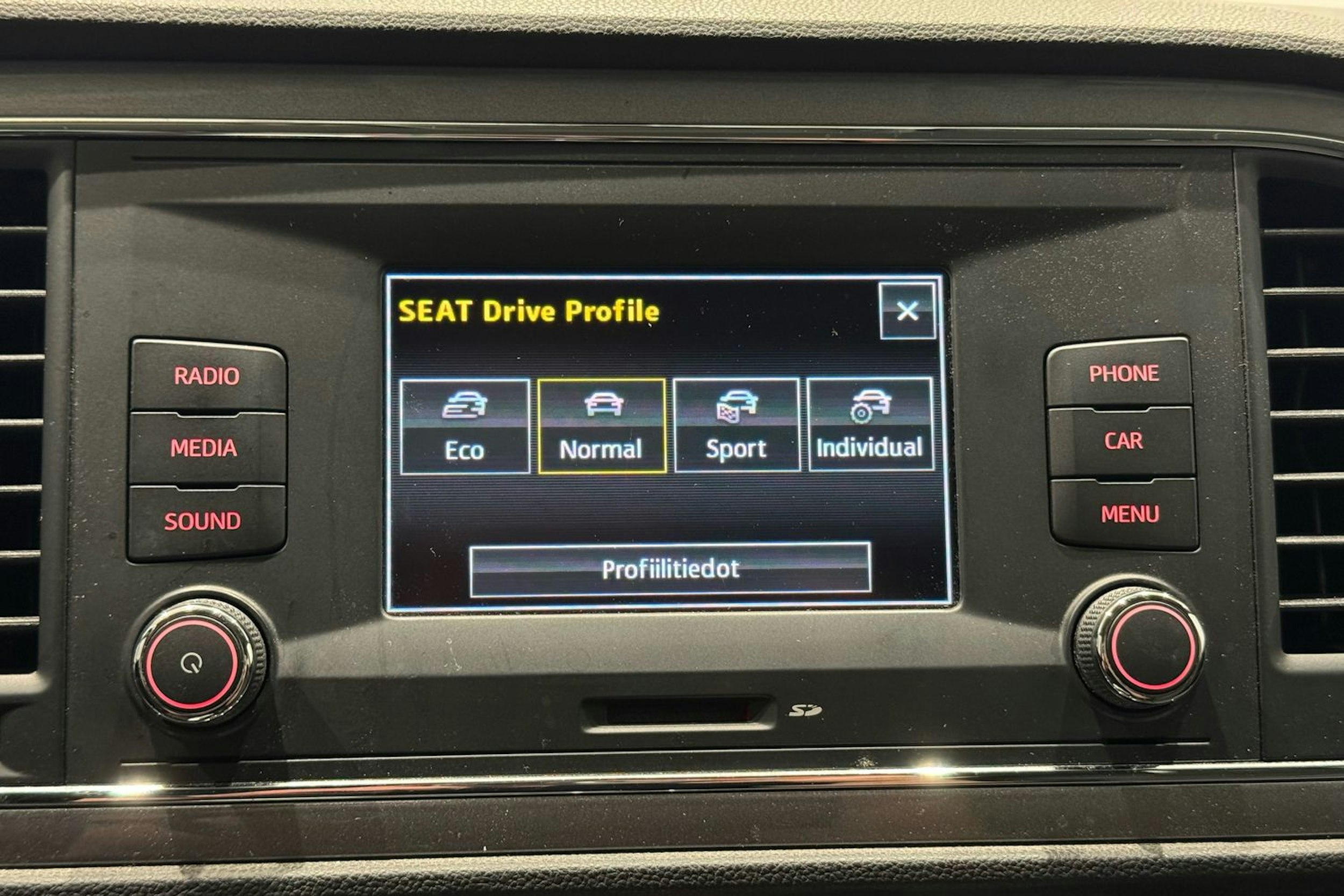 ruskea (beige) SEAT Leon ST 2016 kuva 21.