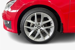 punainen SEAT Leon ST 2016 kuva 11.