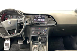 valkoinen SEAT Leon ST 2016 kuva 7.