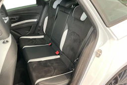 valkoinen SEAT Leon ST 2016 kuva 8.