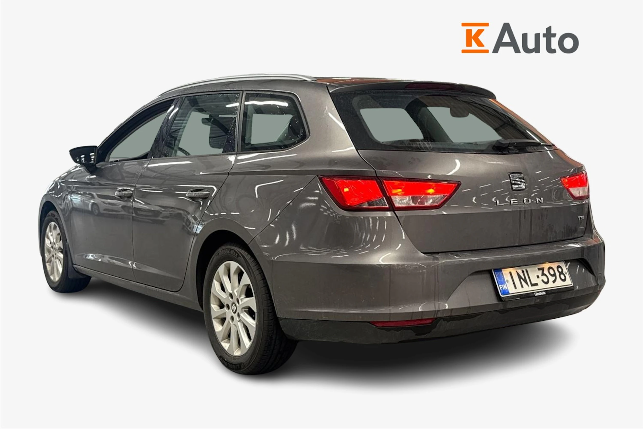harmaa SEAT Leon ST 2016 kuva 2.