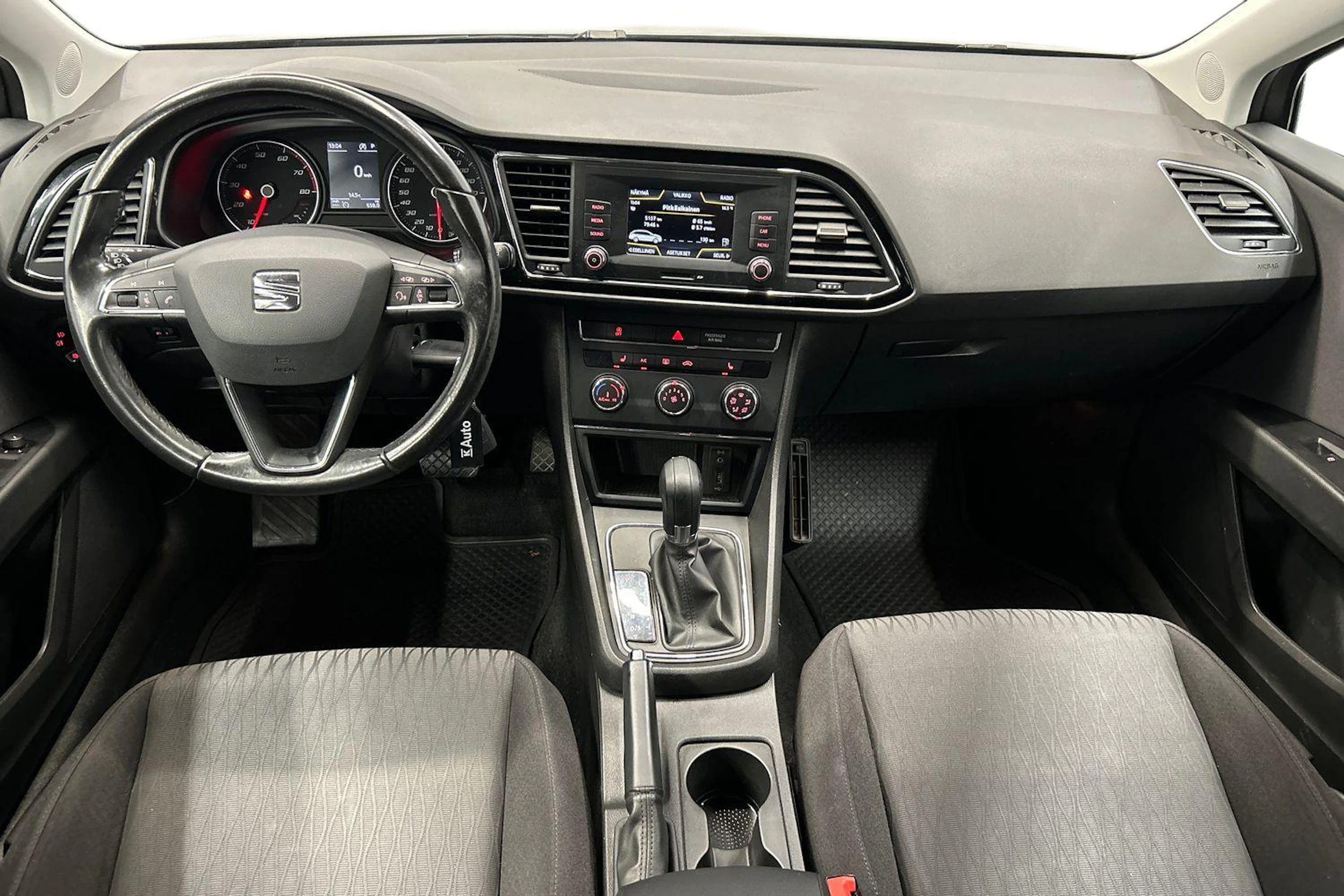 harmaa SEAT Leon ST 2016 kuva 7.
