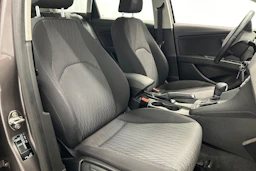 harmaa SEAT Leon ST 2016 kuva 11.