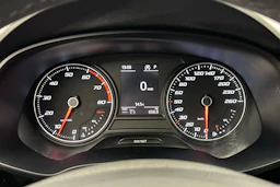 harmaa SEAT Leon ST 2016 kuva 14.