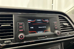 harmaa SEAT Leon ST 2016 kuva 17.