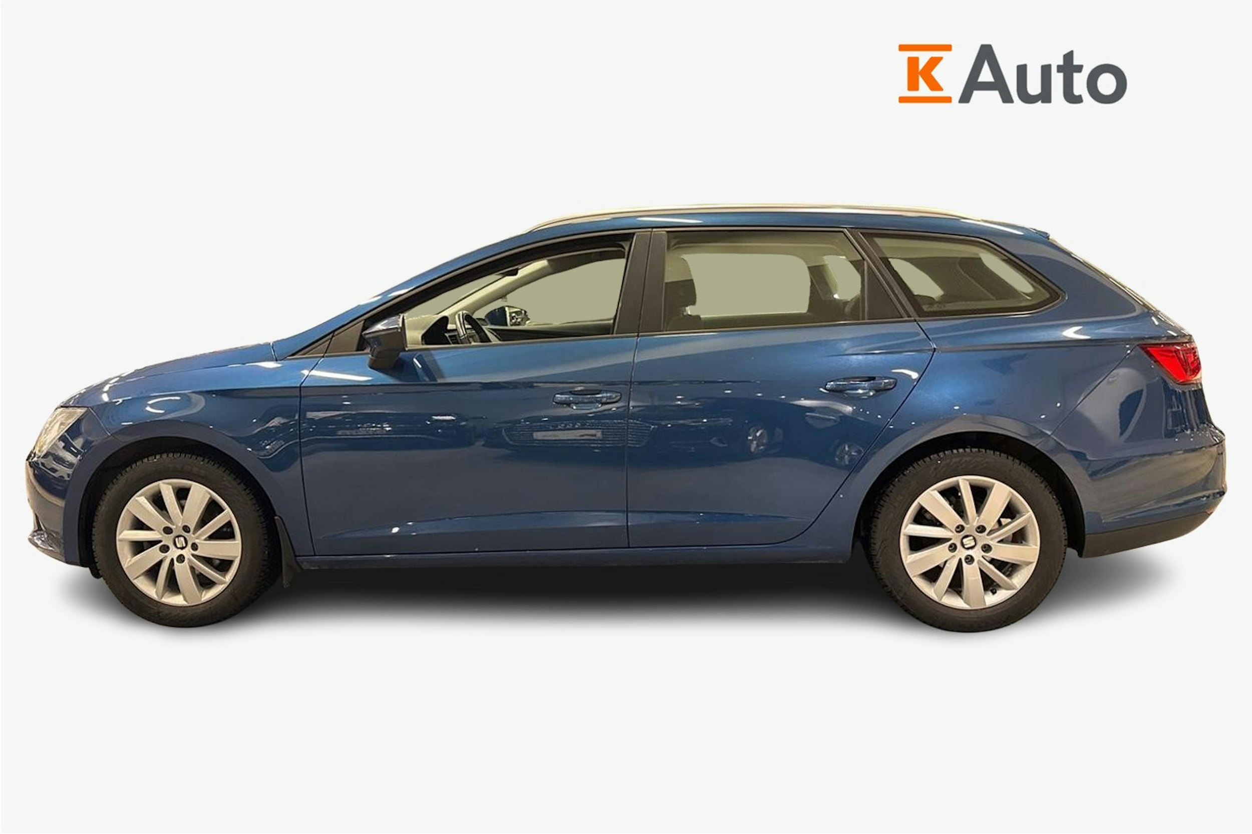 Sininen SEAT LEON ST 2016 kuva 5.