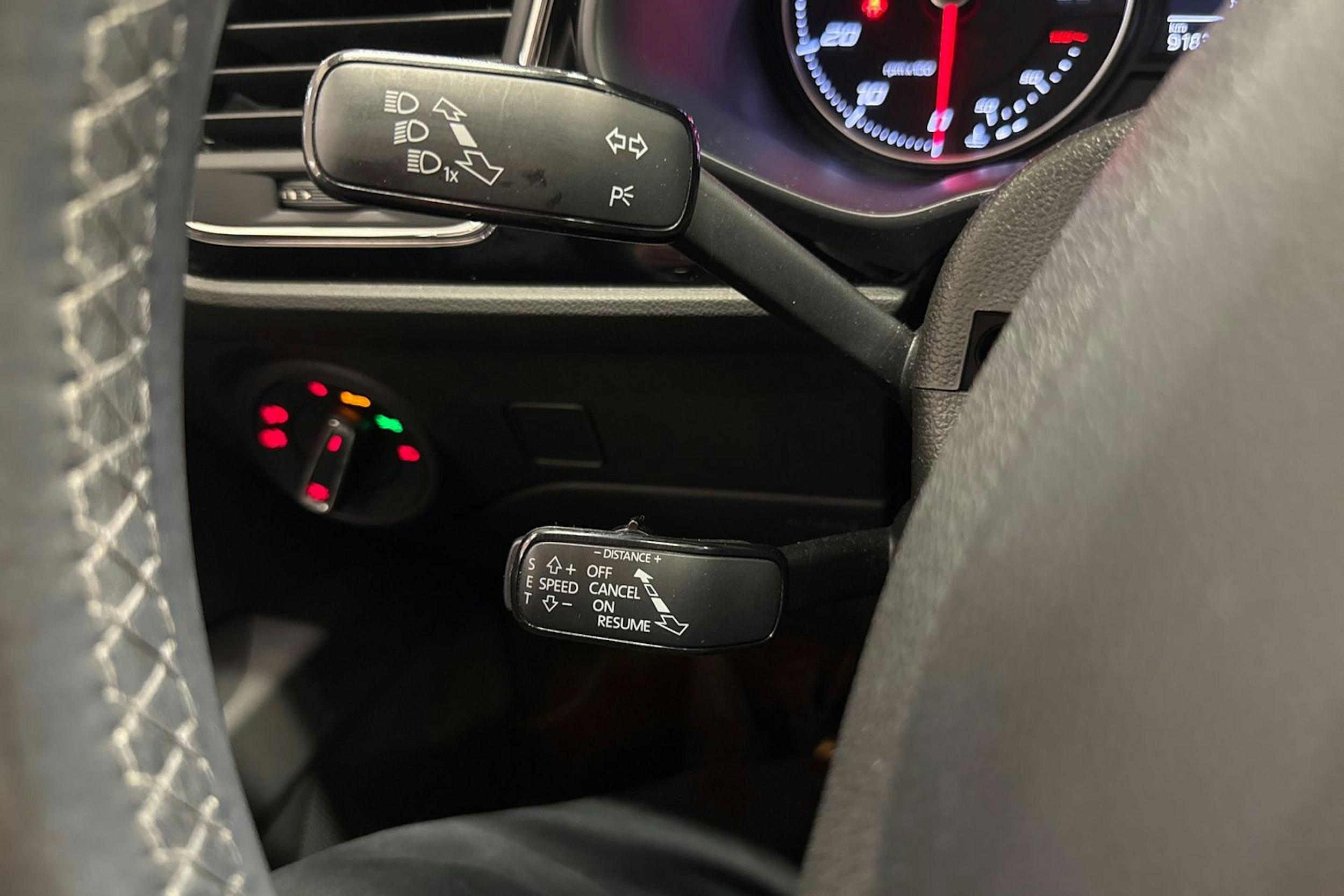 Sininen SEAT LEON ST 2016 kuva 15.