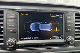 sininen SEAT Leon ST 2016 kuva 18.