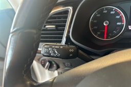 Valkoinen SEAT LEON ST 2016 kuva 15.