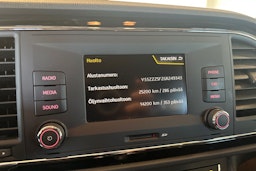 Valkoinen SEAT LEON ST 2016 kuva 18.