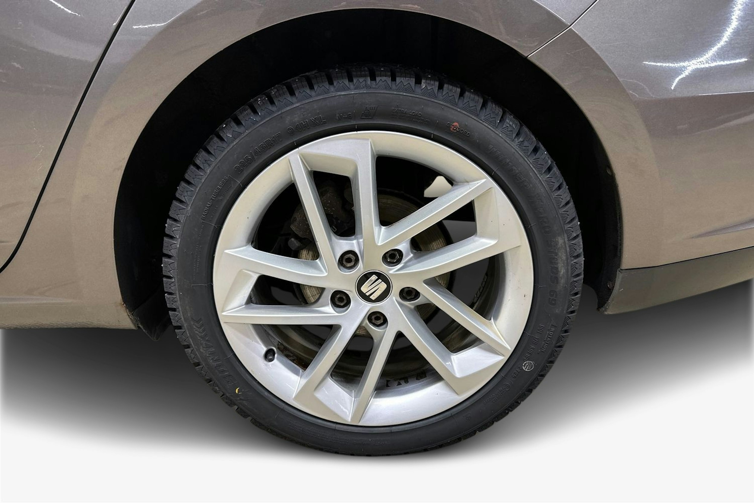 harmaa SEAT Leon ST 2016 kuva 9.