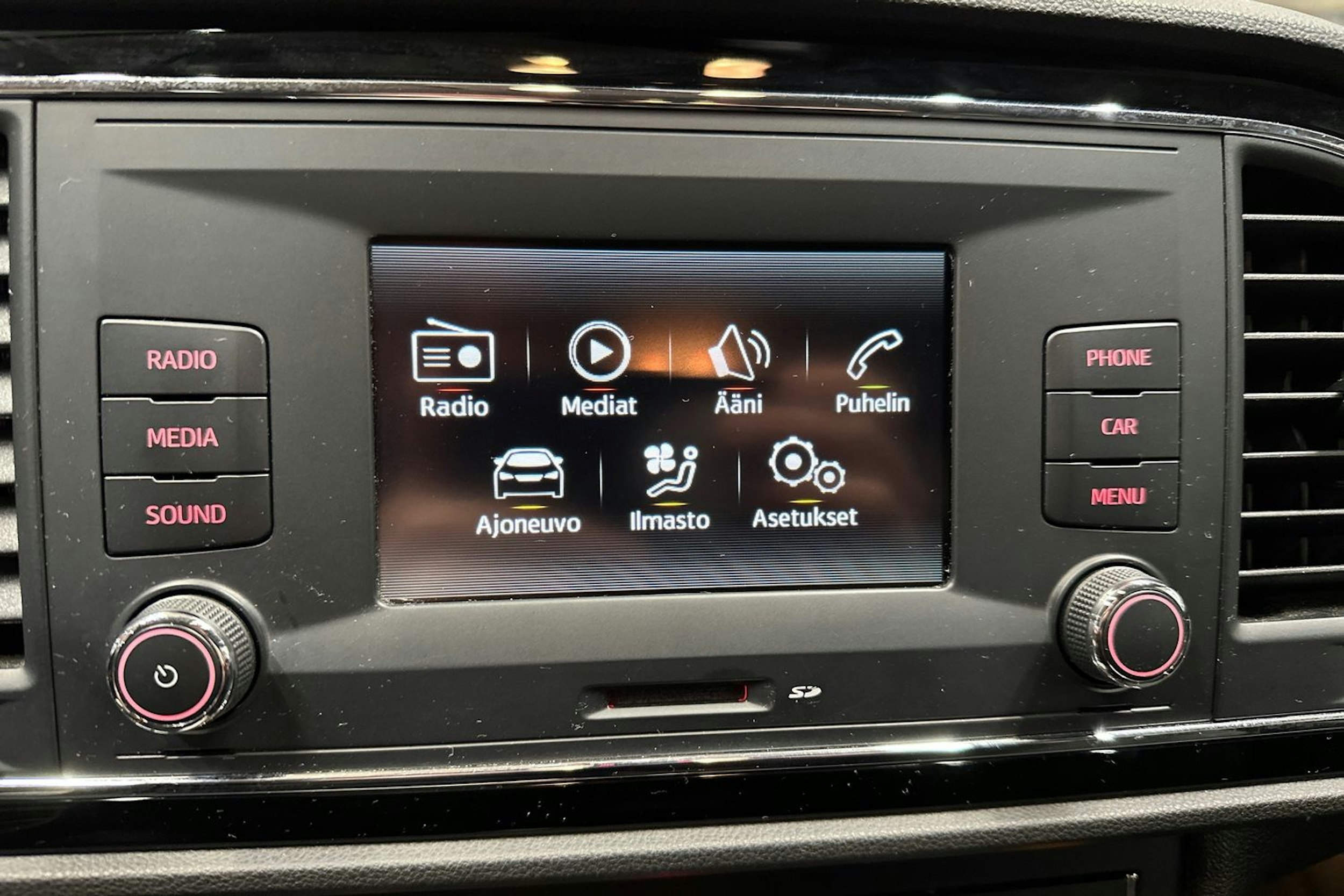 harmaa SEAT Leon ST 2016 kuva 12.