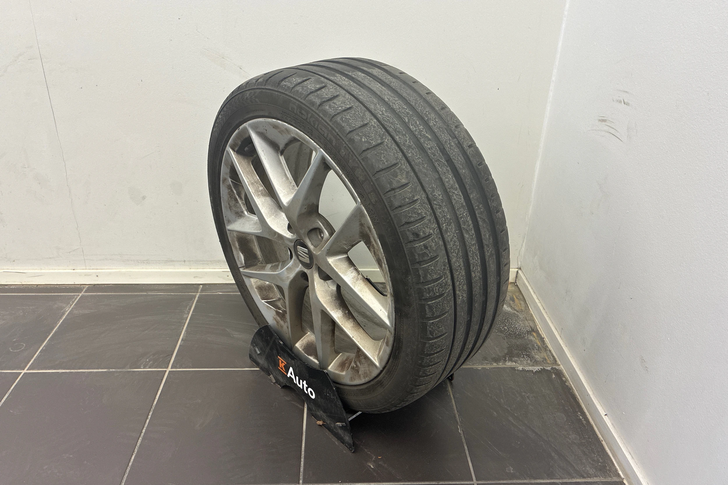 Musta SEAT LEON ST 2016 kuva 10.