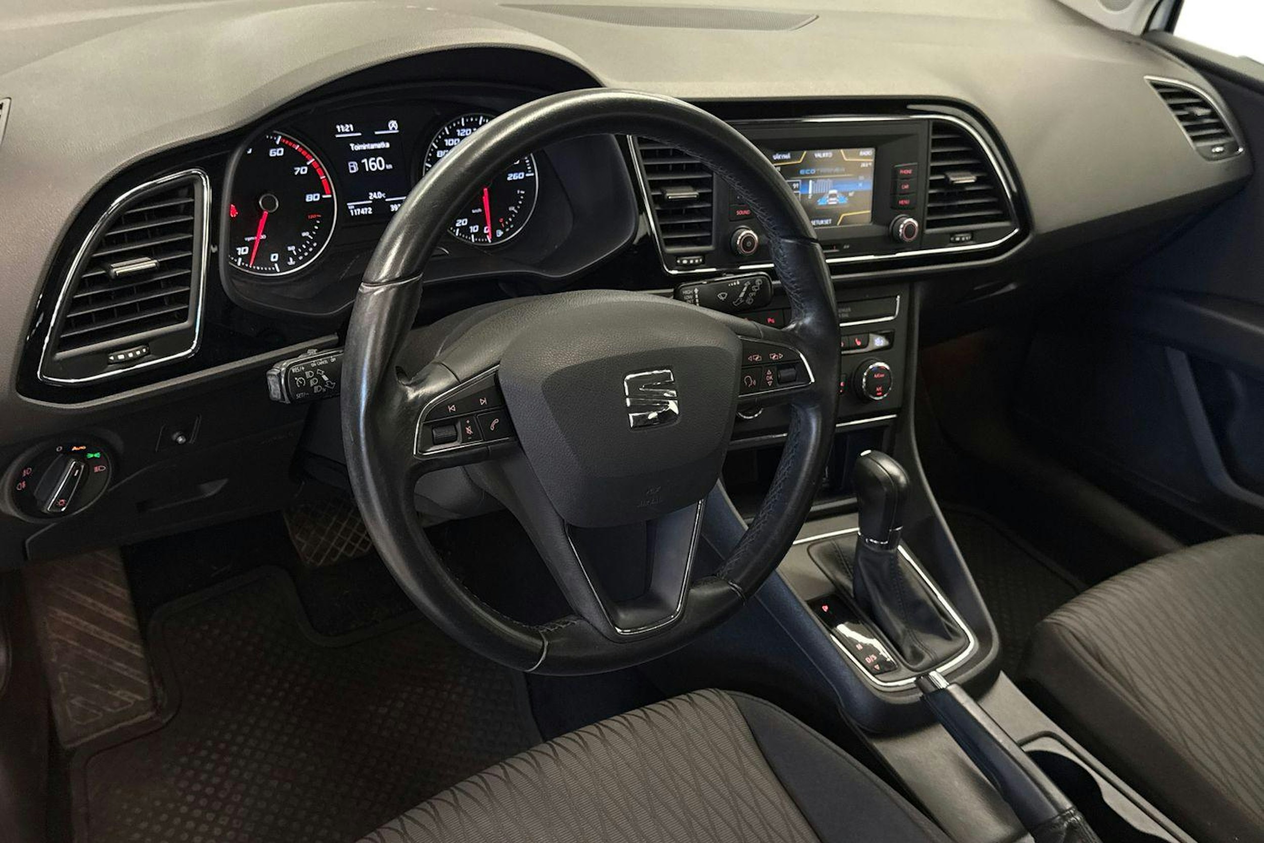 Valkoinen SEAT LEON ST 2016 kuva 7.