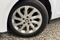 Valkoinen SEAT LEON ST 2016 kuva 31.