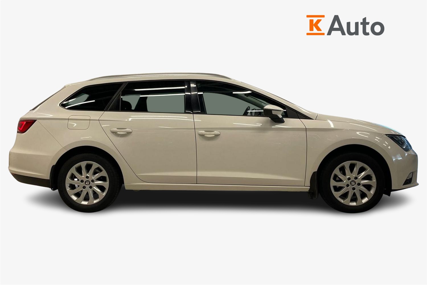 Seat Leon ST 1,4 TSI 150 ACT Style DSG 2016, kuva 5/25